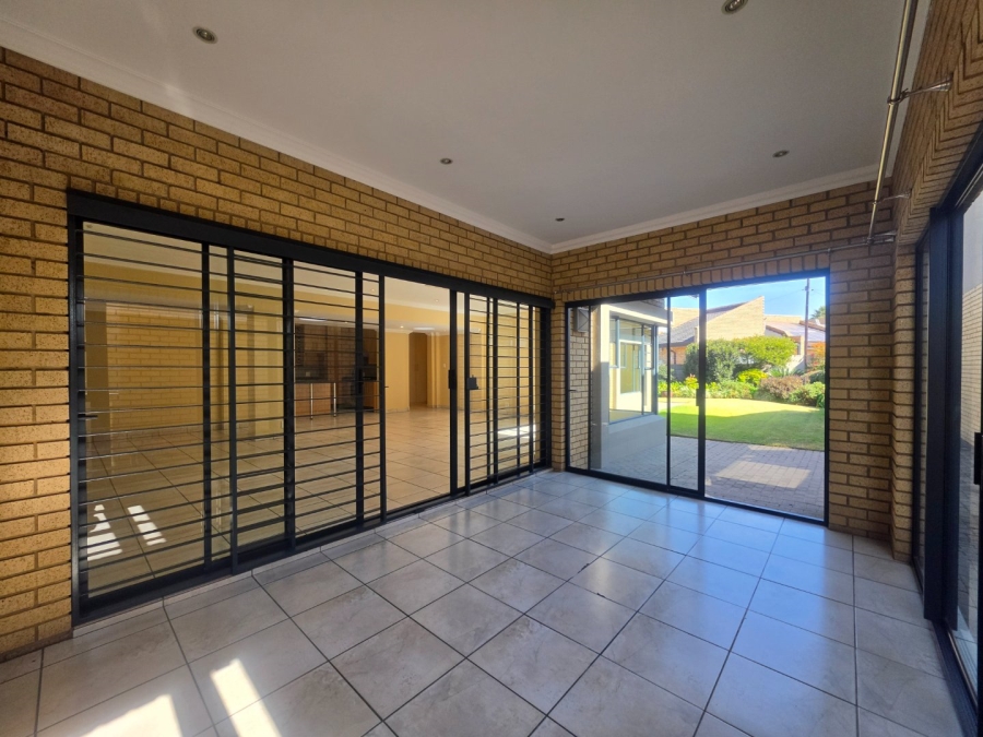 3 Bedroom Property for Sale in Vaalpark Free State
